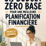 Femme souriante examinant son budget zéro sur un ordinateur portable