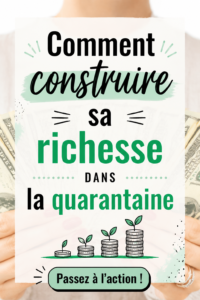 Femme de 40 ans souriante regardant des documents financiers, représentant la gestion de sa richesse.