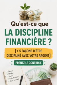 Une femme réfléchissant à ses finances avec un carnet et un stylo, symbolisant la discipline financière.
