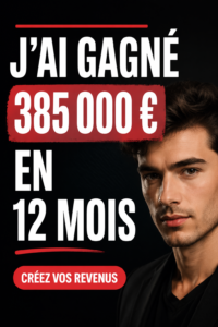 Femme souriante utilisant un ordinateur pour gagner de l'argent en ligne