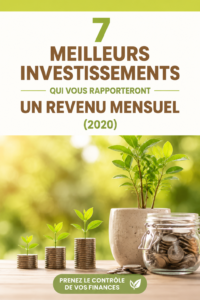 Femme souriante examinant des options d'investissement pour des revenus mensuels.