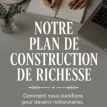 Femme réfléchissant à un plan financier sur une table avec des documents