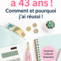 Femme souriante profitant de sa retraite anticipée.