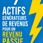 Femme tenant un diagramme d'investissement avec des actifs générant des revenus passifs.