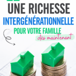 Une femme souriante discutant de l'avenir financier avec sa famille.
