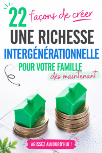 Une femme souriante discutant de l'avenir financier avec sa famille.