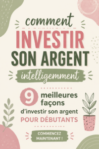 Femme souriante examinant ses options d'investissement
