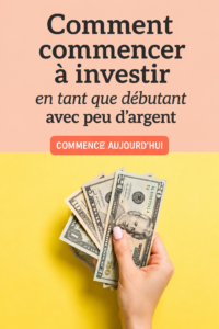Femme souriante consultant des options d'investissement sur une tablette