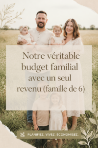 Une famille de six membres en discussion autour d'un budget familial.