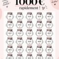 Femme souriante prenant des notes sur ses finances avec un ordinateur